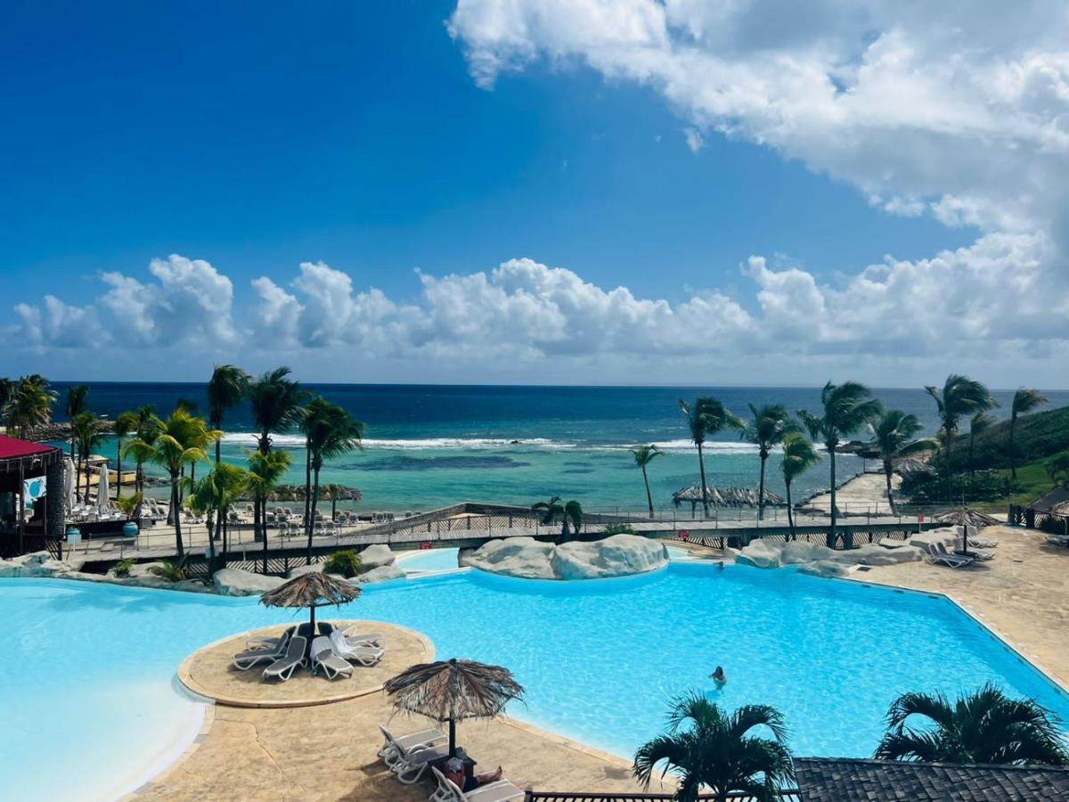 Appartement Arc En Ciel 3 Pieces Avec Acces Piscine Et Plage Сен-Франсуа Экстерьер фото